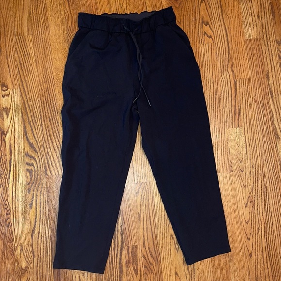 Lululemon high rise crop 23” - Picture 2 of 5